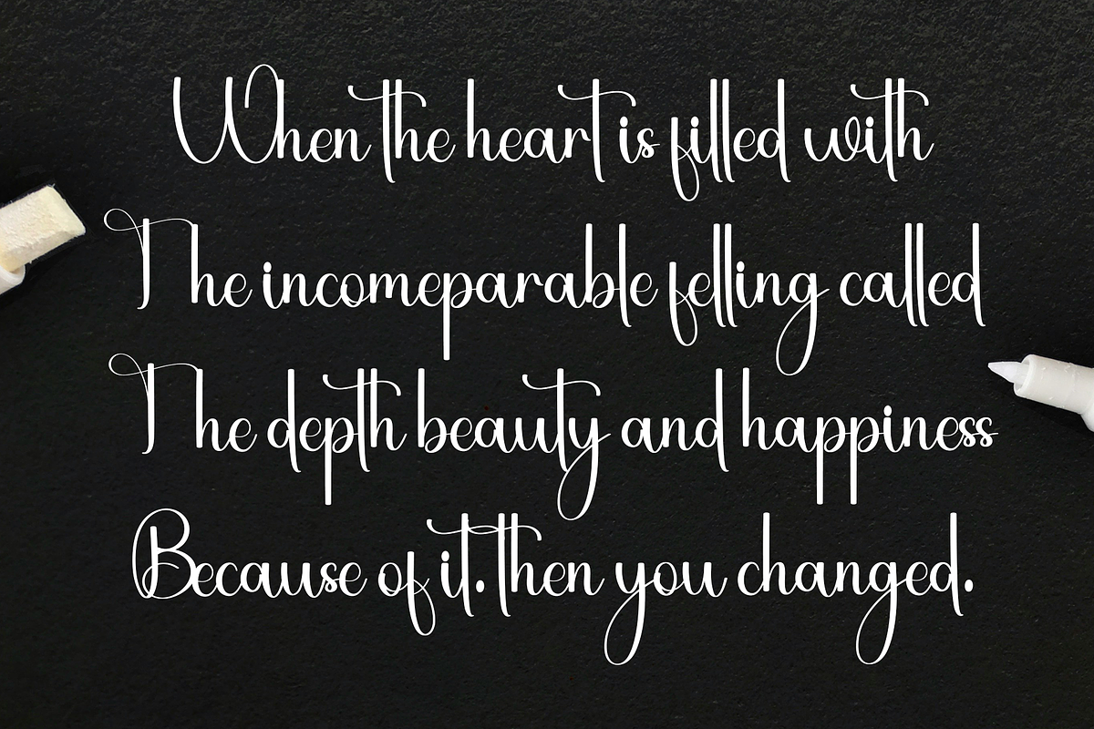Holiday Sunday, a Handwritten Font by InermediaSTUDIO (Photo 3 of 8)