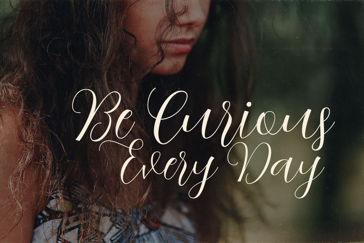 Abigaile Script Font preview 3