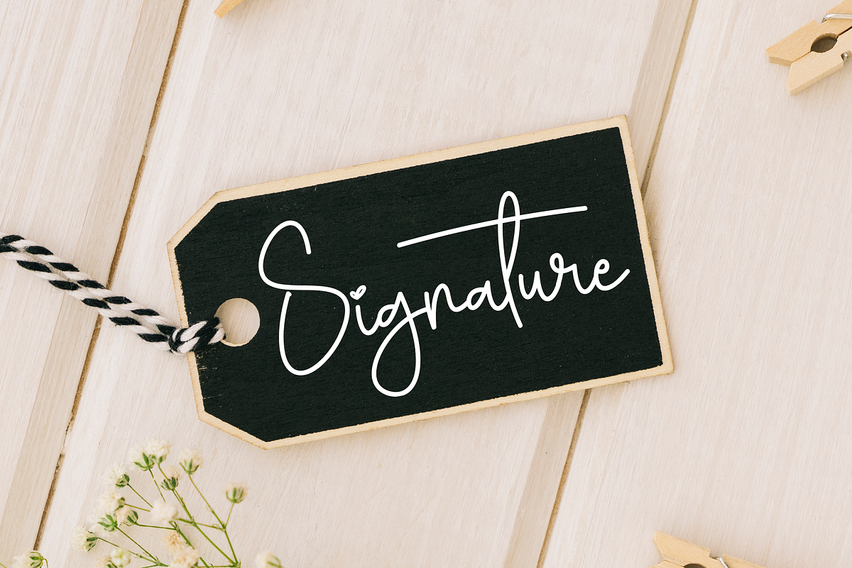 Blushing Saturday | Script Font, a Handwritten Font by Scratchones (Photo 4 of 8)