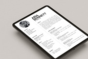Minimalist Business Resume Template, a Resume Template by Moscovita Studio (Thumbnail 8 of 8)