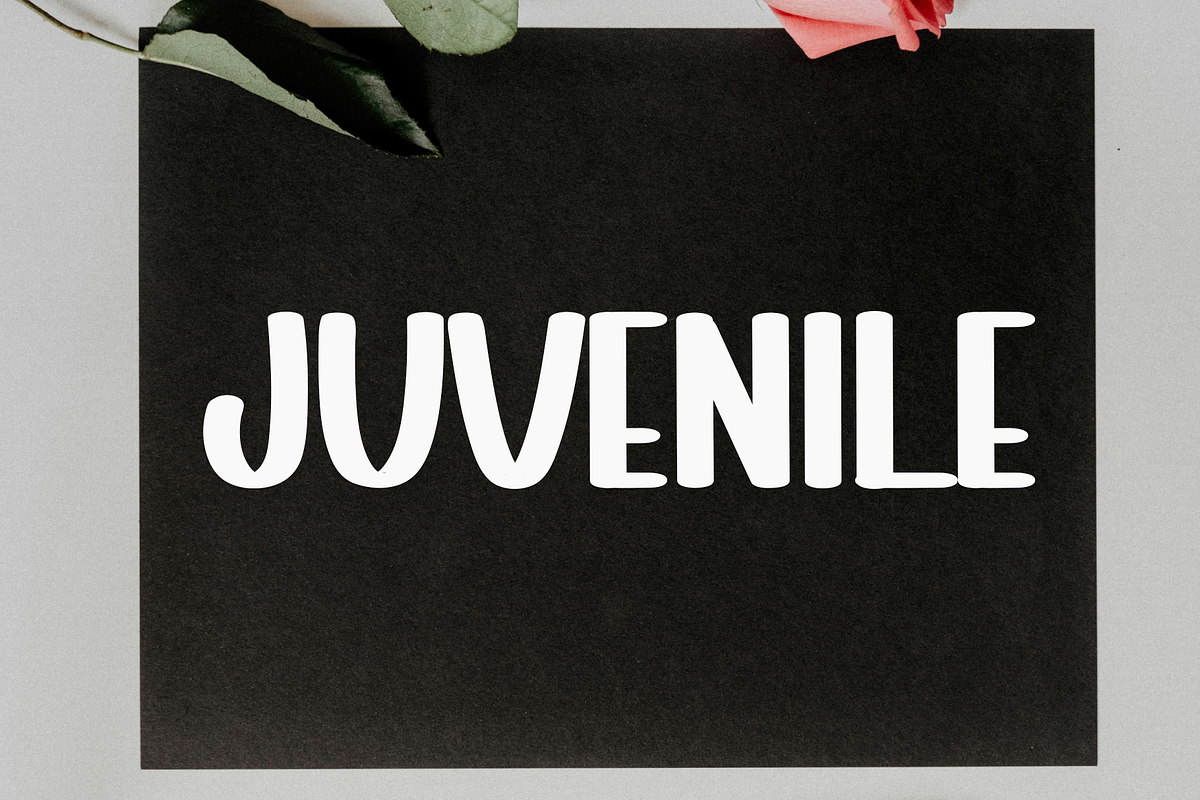 Championsip, a Script Font by FreshTypeINK (Photo 5 of 8)