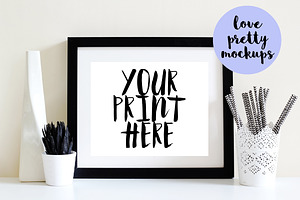 8X10 BLACK FRAME LANDSCAPE MOCKUP