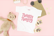 Giggle Gapsy, a Handwritten Font by Dumadistyle (Thumbnail 8 of 8)