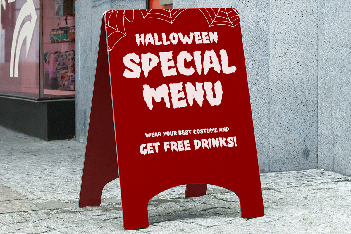 Ghost Baster - Scary Bloody Font, a Font by Pekotype (Photo 13 of 15)