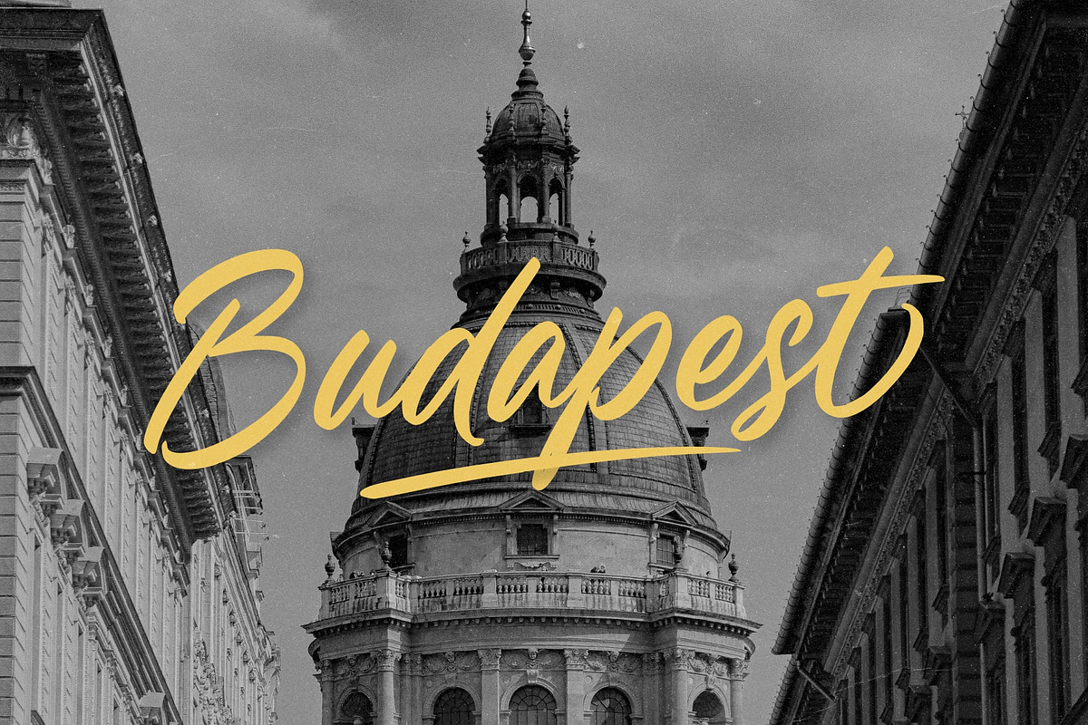 Bittersweet Dreaming, a Handwritten Font by Damarletter (Photo 3 of 9)