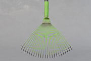 Leaf rake used, an Object 3D Model by mockupzz (Thumbnail 4 of 8)