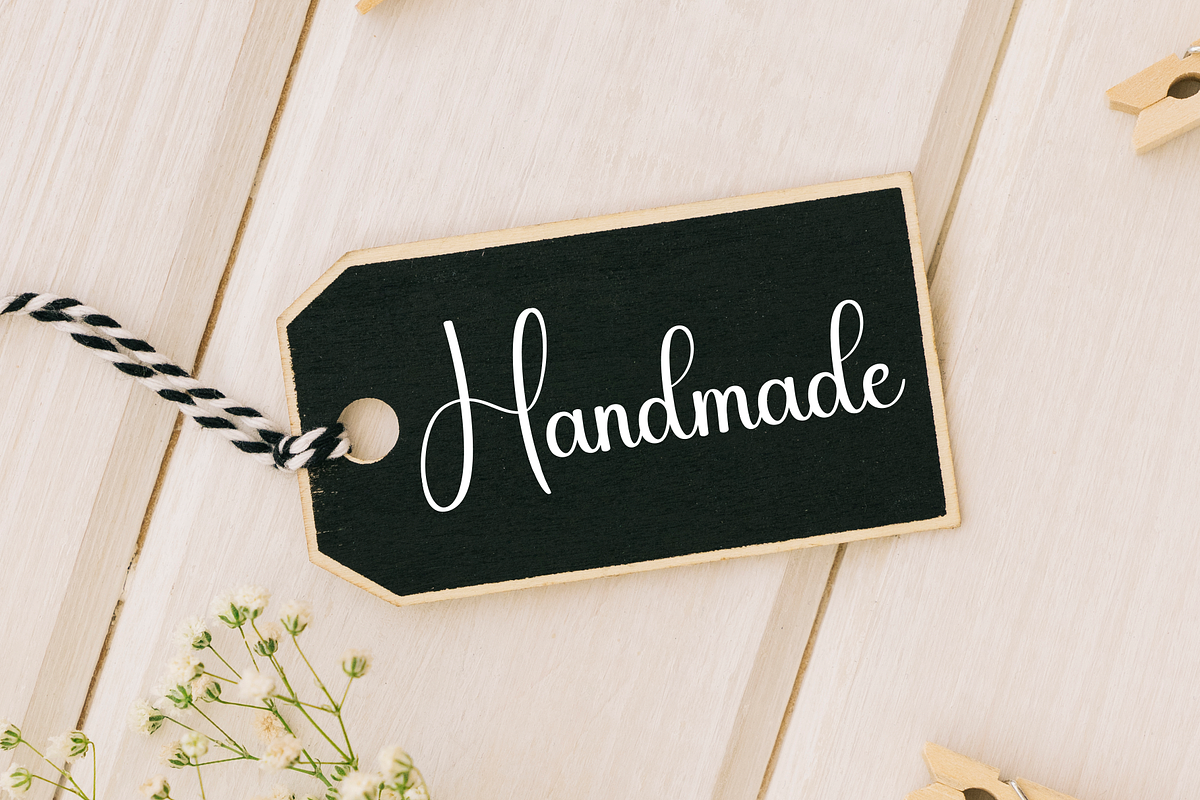 Bighome | Script Font, a Handwritten Font by Scratchones (Photo 4 of 9)