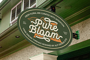 Vane Dream Typeface, a Script Font by alit design (Thumbnail 14 of 15)