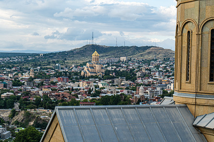 Old Tbilisi in the evening, an Architecture Photo by Anna Bogush