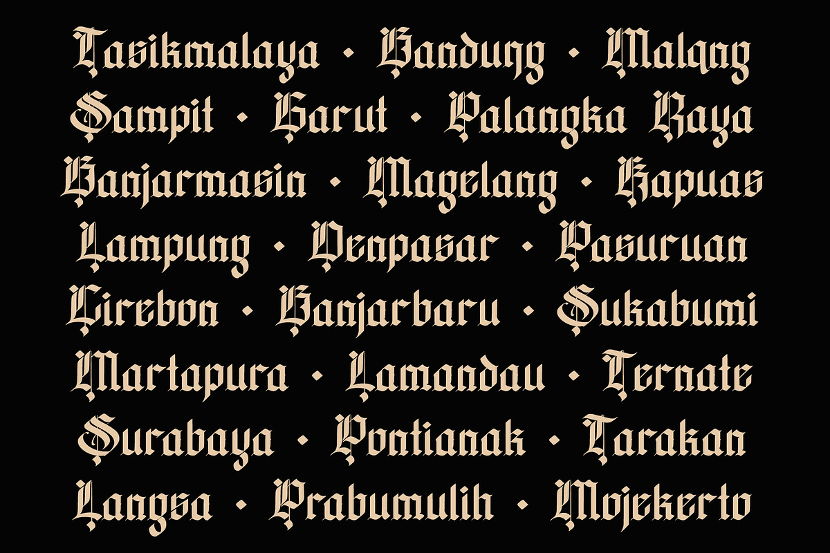 Yograde Gothic – Modern Blackletter, a Blackletter Font by Randi Irvan | Rvandtype (Photo 3 of 11)