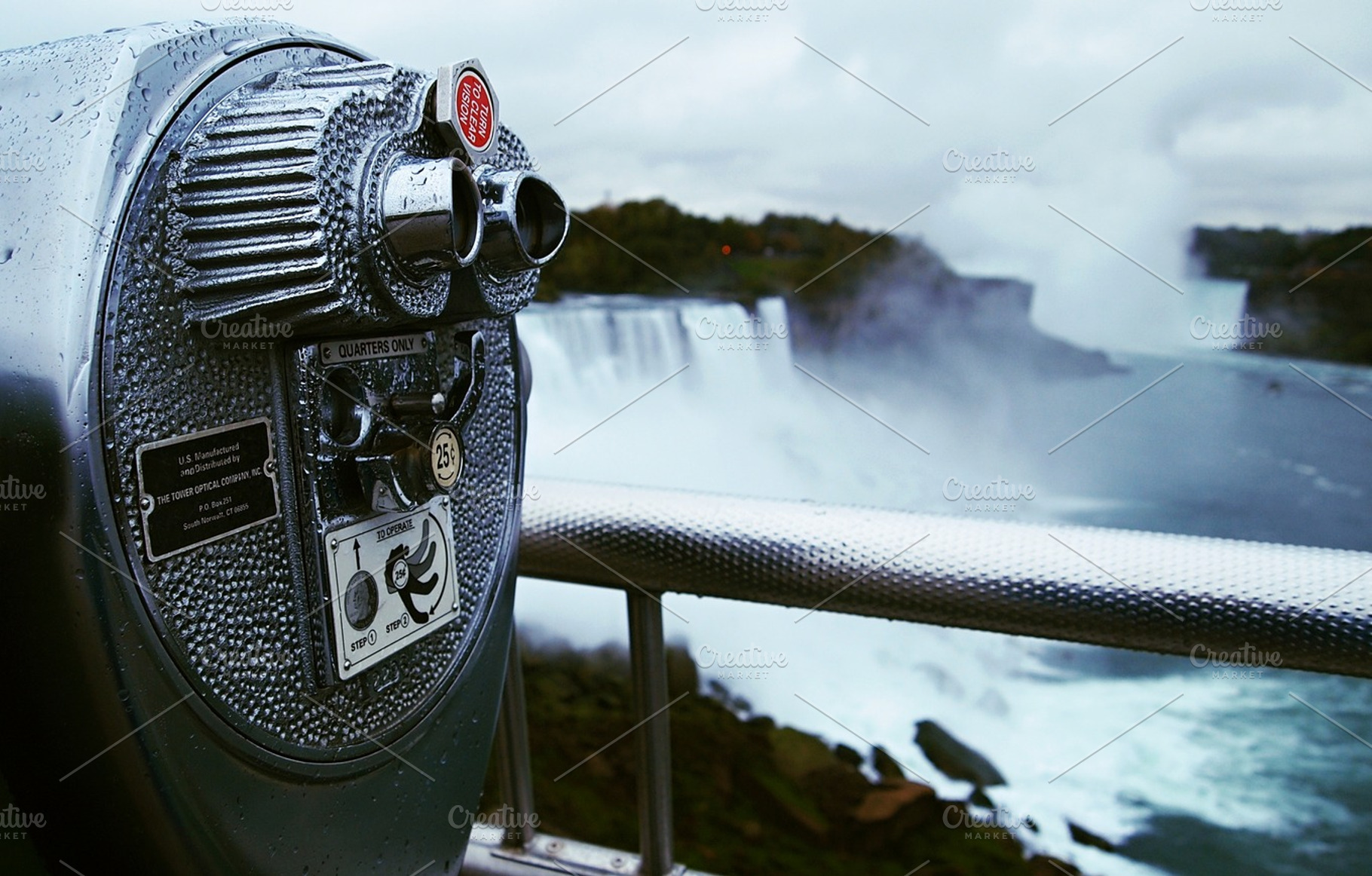 Telescope at Niagara Falls