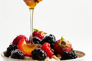 Fresh Berries with Honey Drizzle , G, a Photo by LOGOCREATIVE