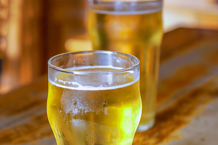 Two Golden Ales In A Pub preview 5
