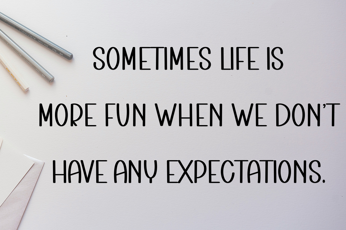 Honey Bubble, a Handwritten Font by InermediaSTUDIO (Photo 7 of 7)