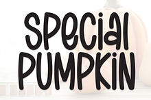 Special Pumpkin | Script Font