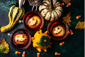 Haloween spicy apple cider drink, a Food & Drink Photo by Yulia Furman
