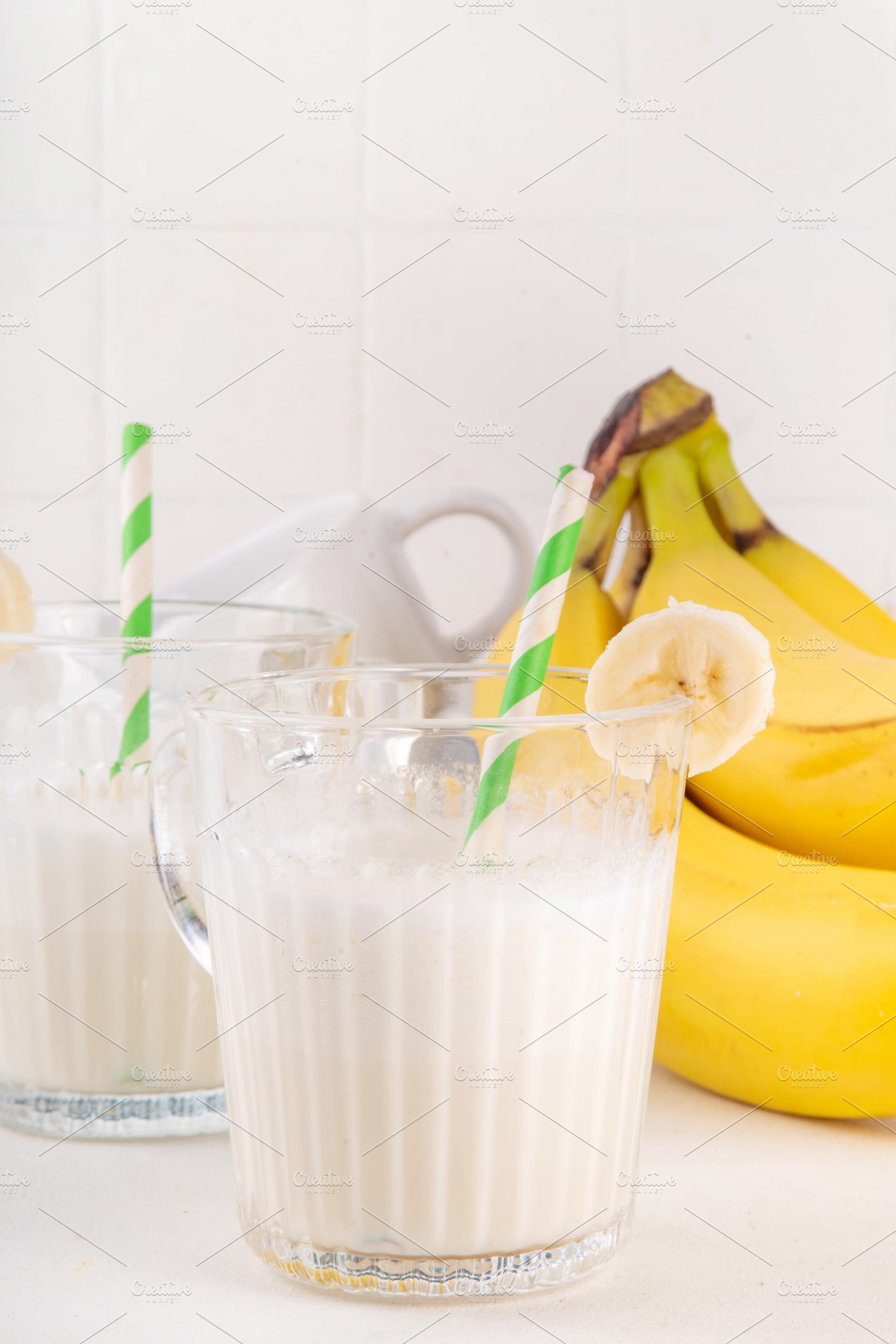 Korean banana uyu, banana flavored non-dairy milk, a Photo by Rimma