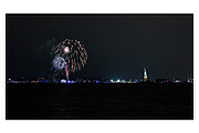 New York City Fireworks Photo Bundle, an Arts & Entertainment Photo by Full Circle Design Studio (Thumbnail 12 of 14)