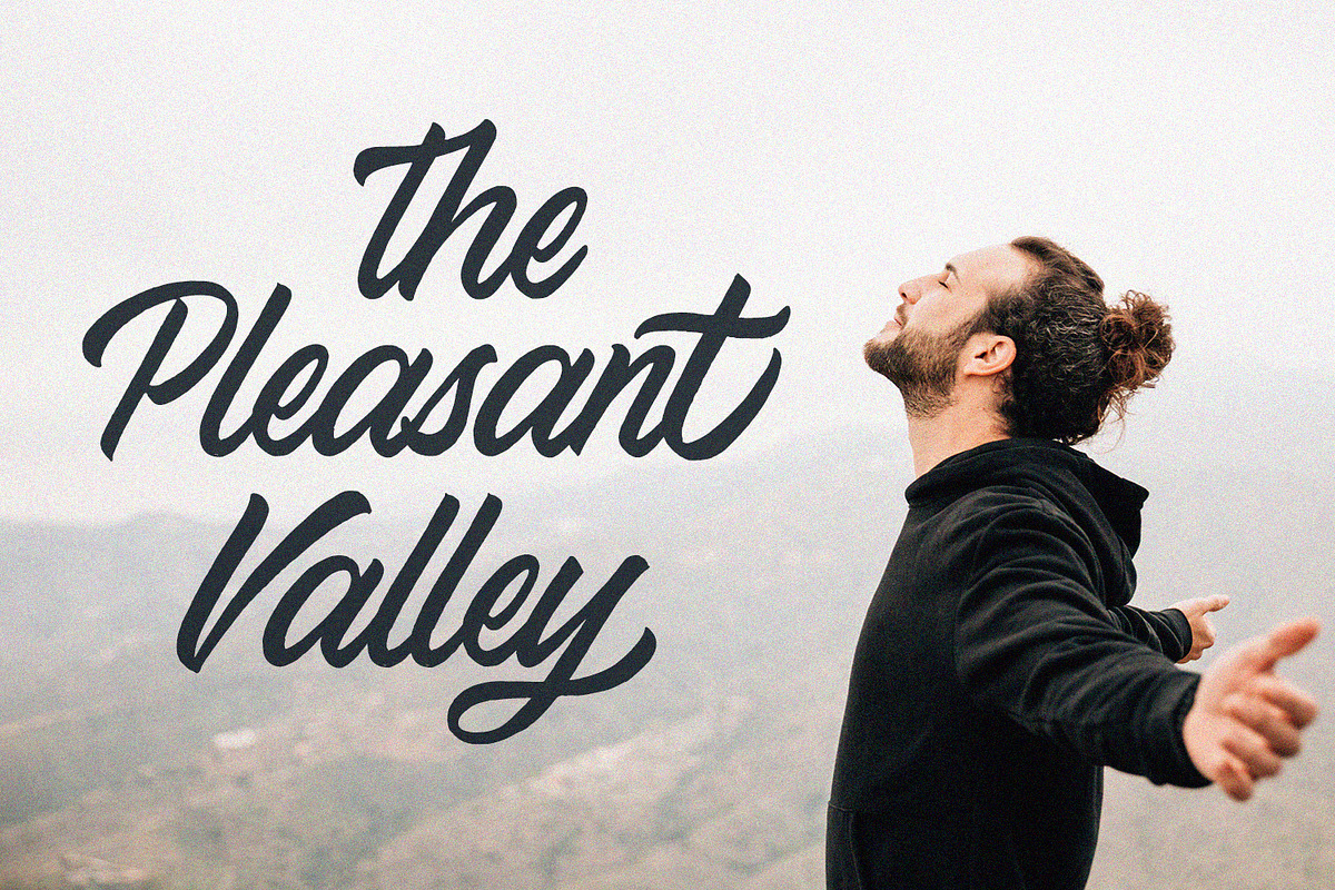 Northing - Modern Script Font, a Script Font by Alpaprana (Photo 3 of 10)