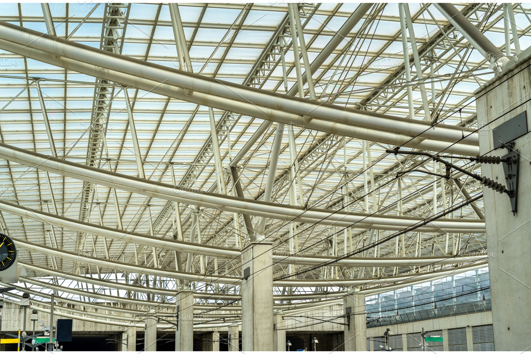Aeroport Charles de Gaulle 2 TGV, a train station at the main airport, an Architecture Photo by Leonid Andronov