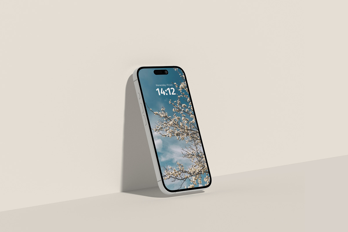 Realistic iPhone Mockup, an iPhone Mockup by ulfatunnazira (Photo 7 of 7)