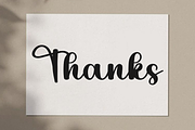 Flower Tropical, a Handwritten Font by InermediaSTUDIO (Thumbnail 5 of 8)