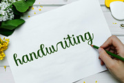Regum qeon, a Script Font by Tsurayya Studio (Thumbnail 2 of 7)