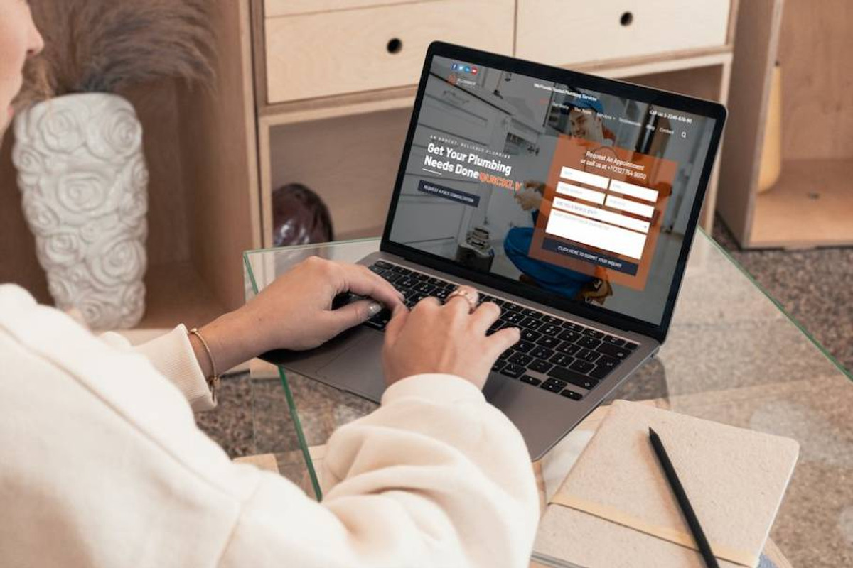 Plumber WordPress Theme preview 3