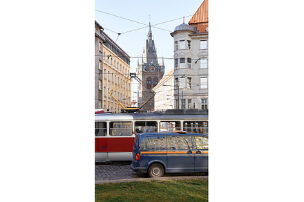 Traffic on the city street. Busy day, an Architecture Photo by Oleksandr Berezko