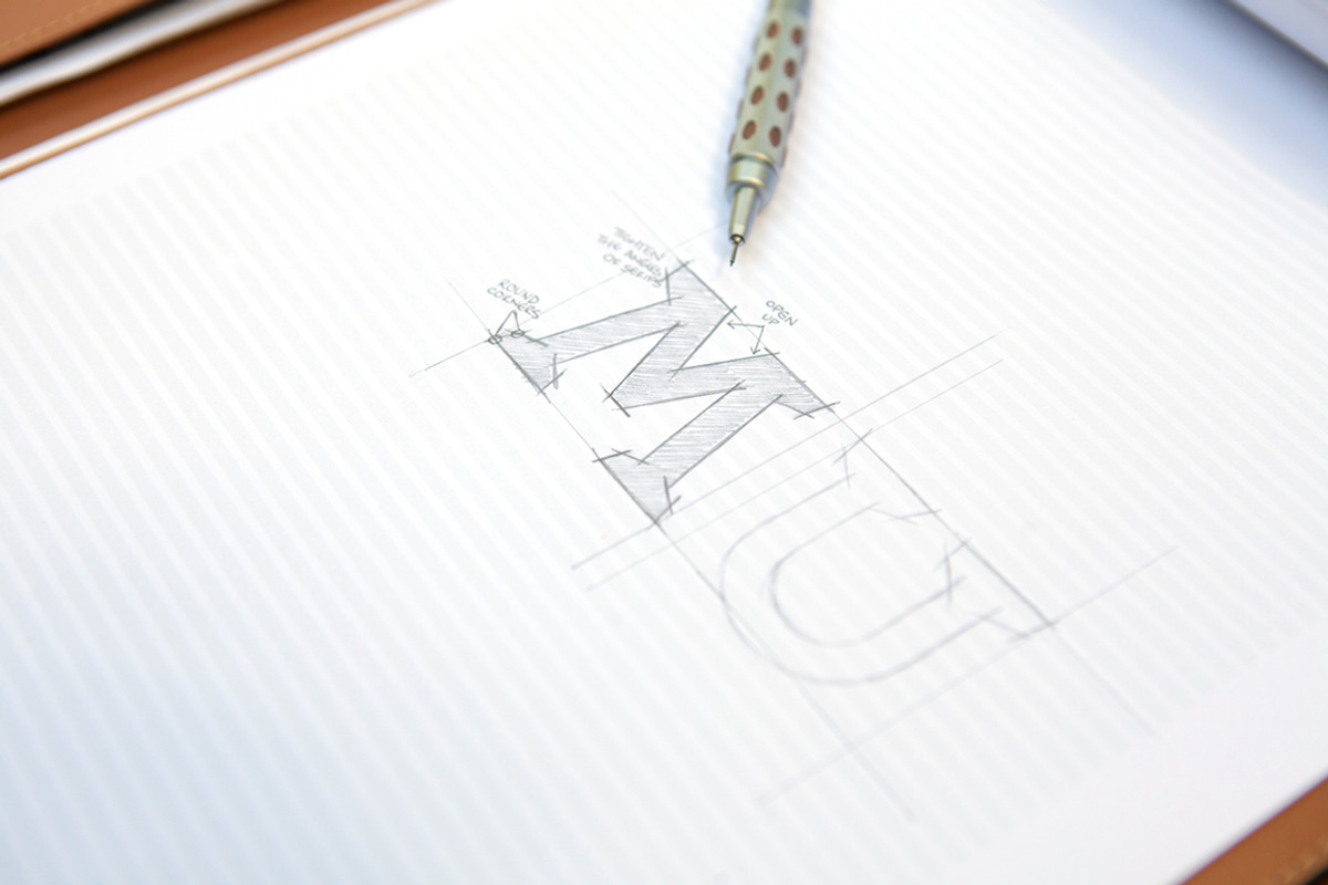 Dissimo Font Family (8 fonts) preview 3