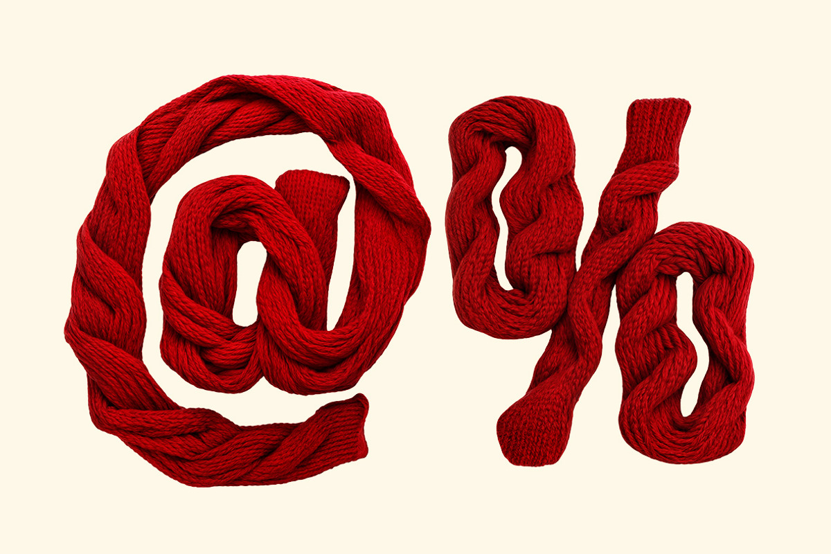 Crimson Knit Font, a Sans Serif Font by Handmadefont (Photo 4 of 10)