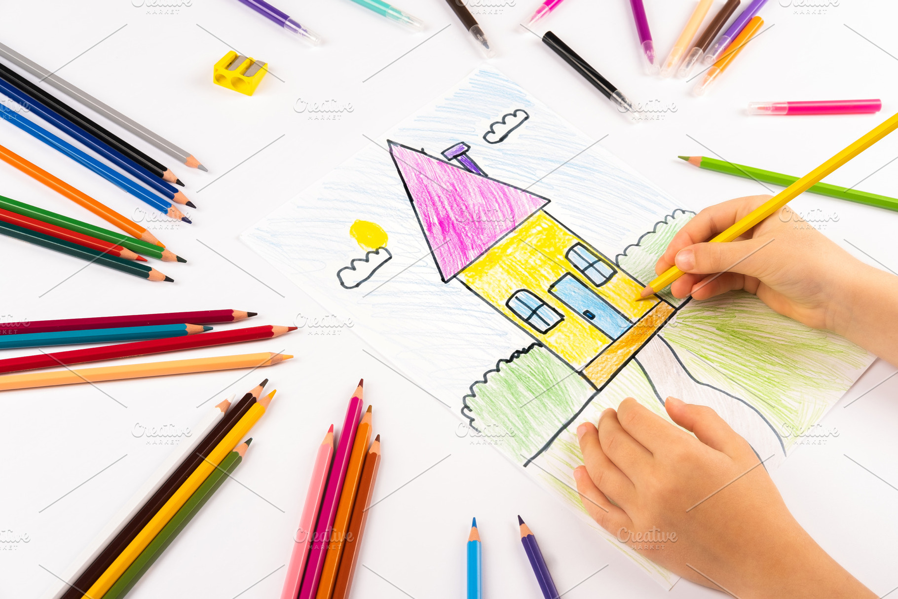 A child draws a house., an Arts & Entertainment Photo by Vladimir Popovich