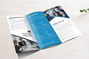 Tri-Fold Business, a Brochure Template by yanindesign (Thumbnail 3 of 3)