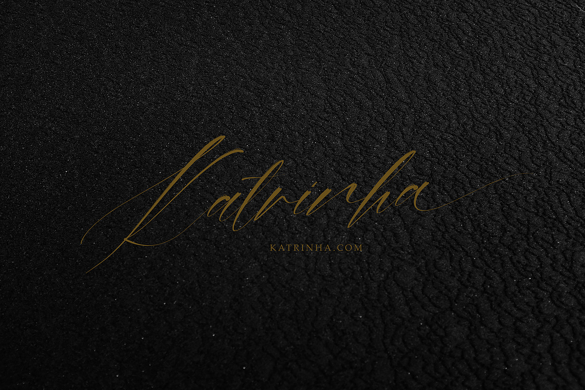 Ofinitti, a Script Font by pineungtype (Photo 11 of 11)