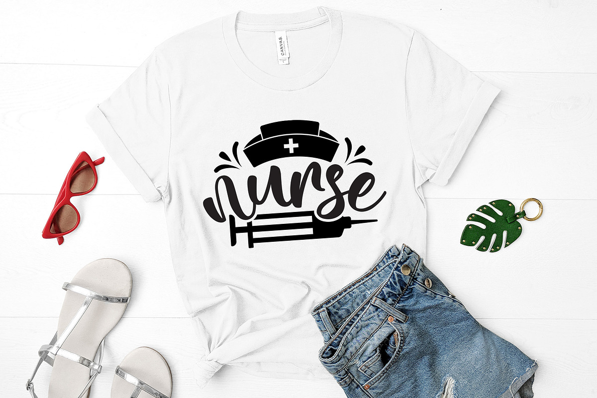 Nurse SVG Design Bundle, a Graphic by CraftlabSVG (Photo 7 of 15)