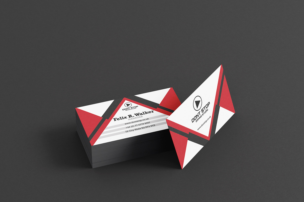 Simple Business Card Template, a Business Card Template by GaiaaDesigns (Photo 2 of 4)