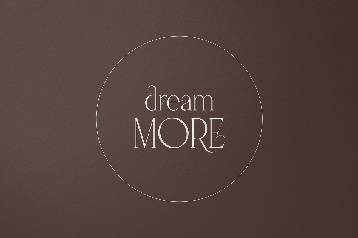 Malinger - Elegant Serif Font, a Serif Font by VP Fonts (Photo 2 of 20)