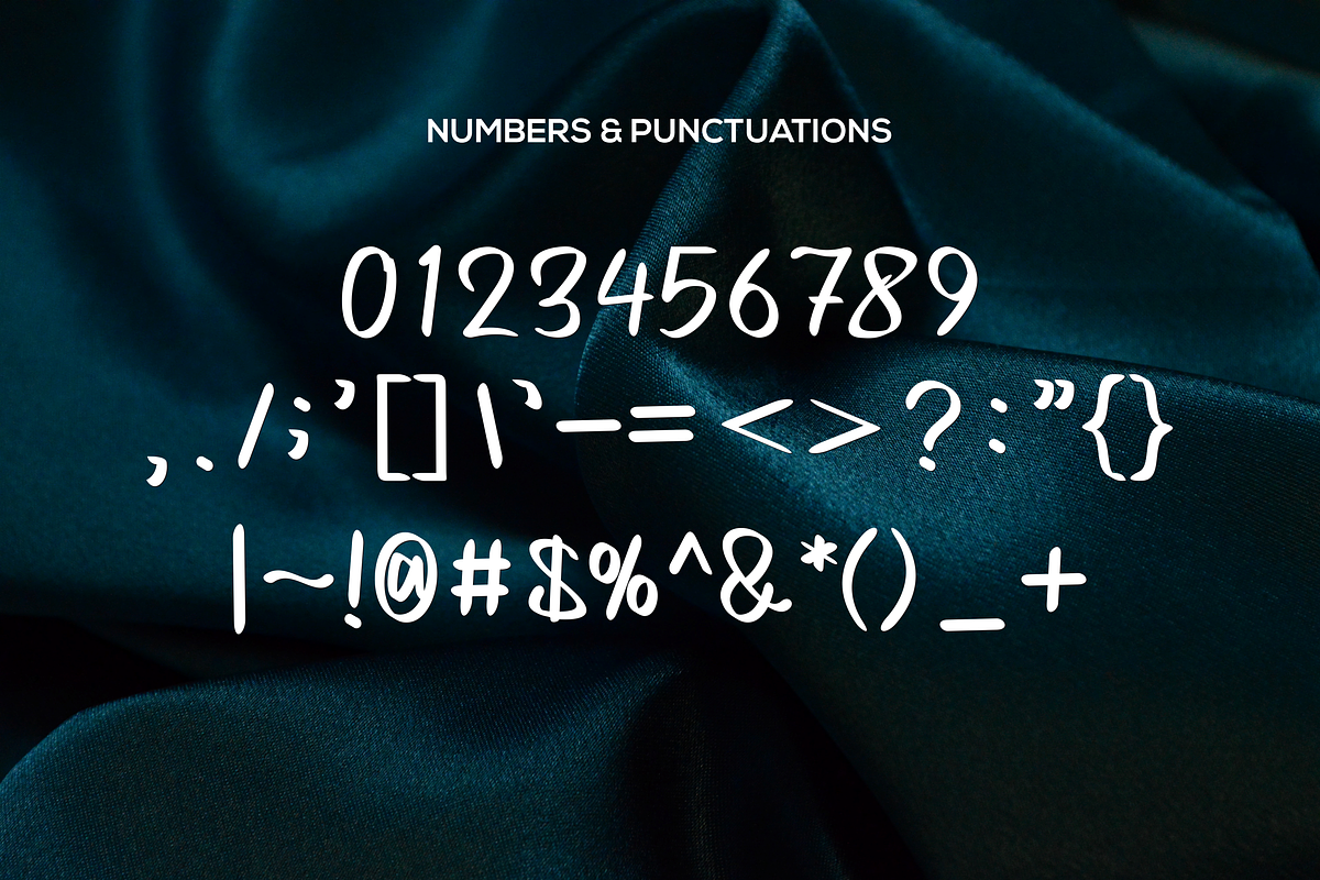 TheHandman, a Script Font by riotama85 (Photo 4 of 5)