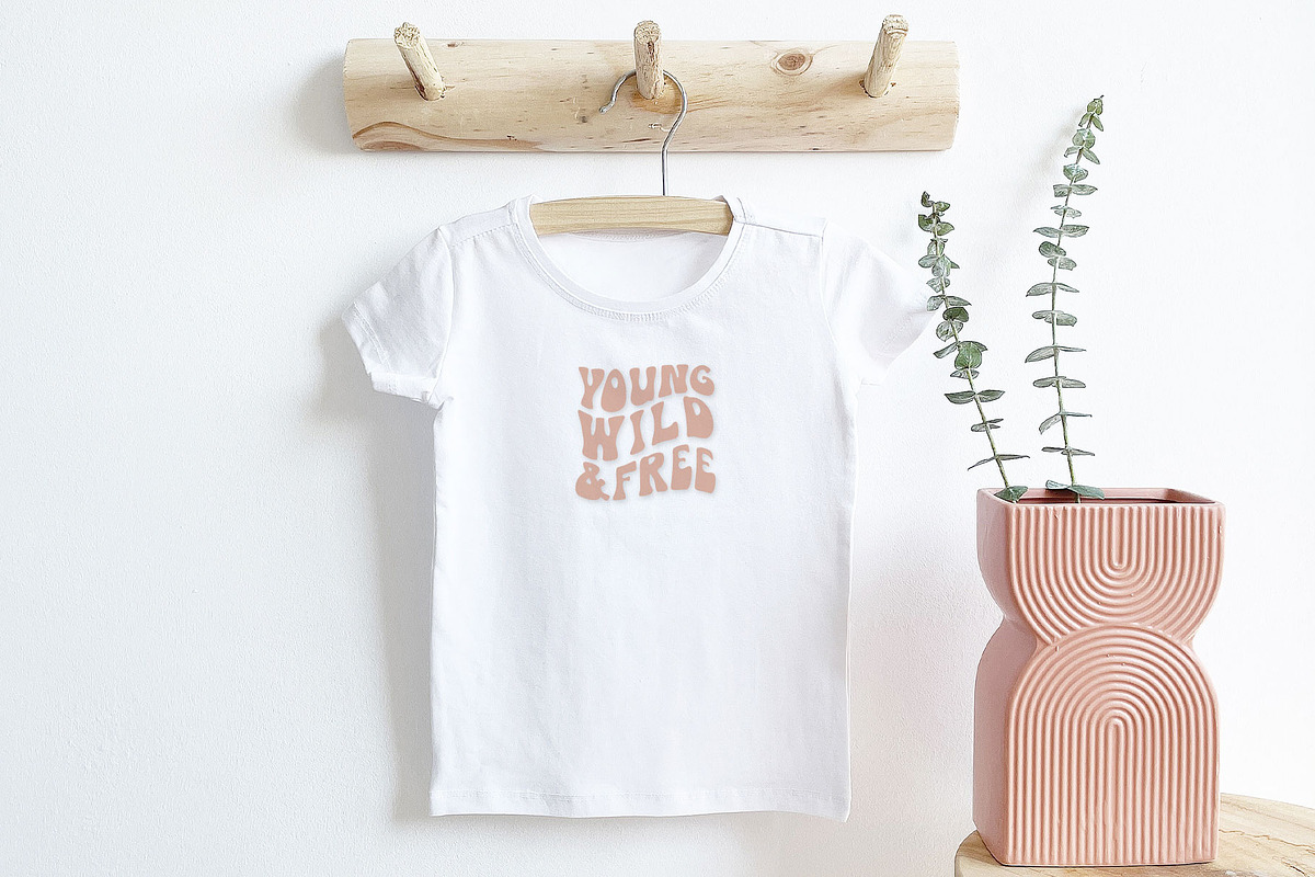Grapefruits | A Retro Display Font, a Script Font by Michèle Kae (Photo 2 of 10)