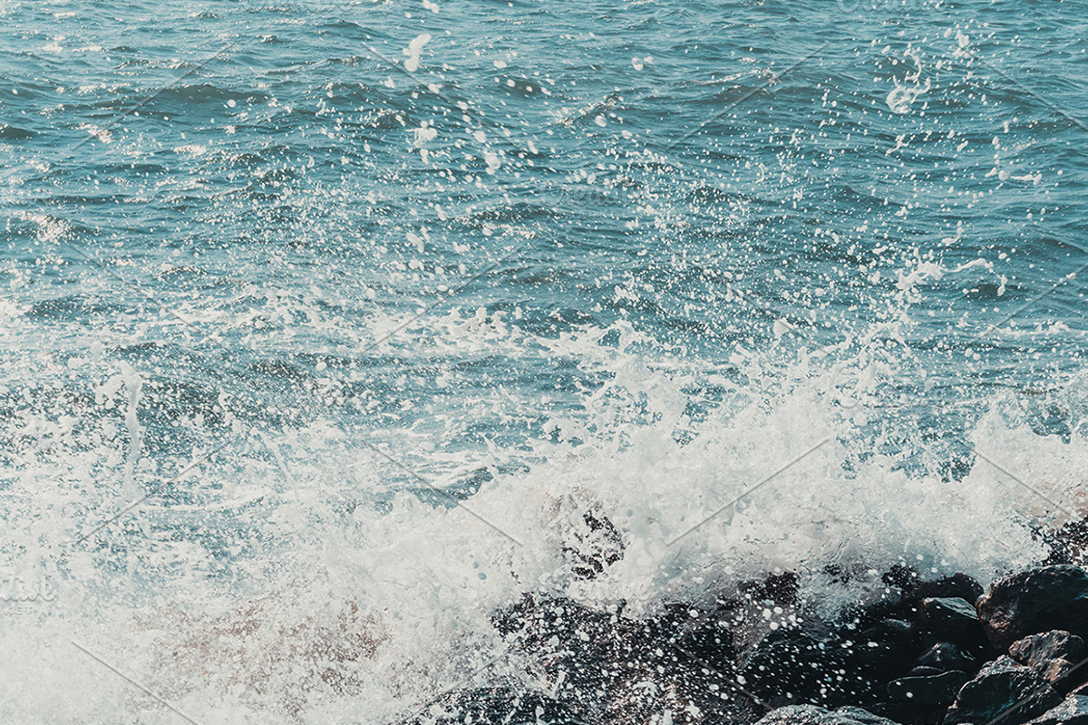 Splashing waves photo-pack, a Nature Photo by outlinez (Photo 4 of 11)