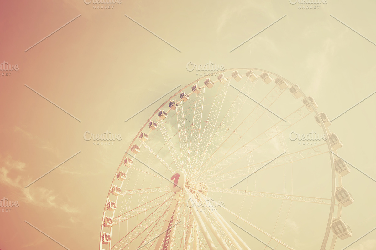 150 Retro Hi-Res Photos, a Templates & Theme by moonloop (Photo 6 of 8)