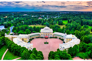 Pavlovsk Palace in St. Petersburg, an Architecture Photo by Leonid Andronov