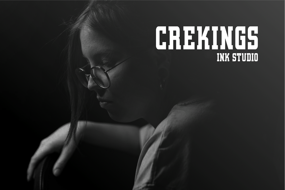 Crekings, a Serif Font by garismantra (Photo 2 of 3)