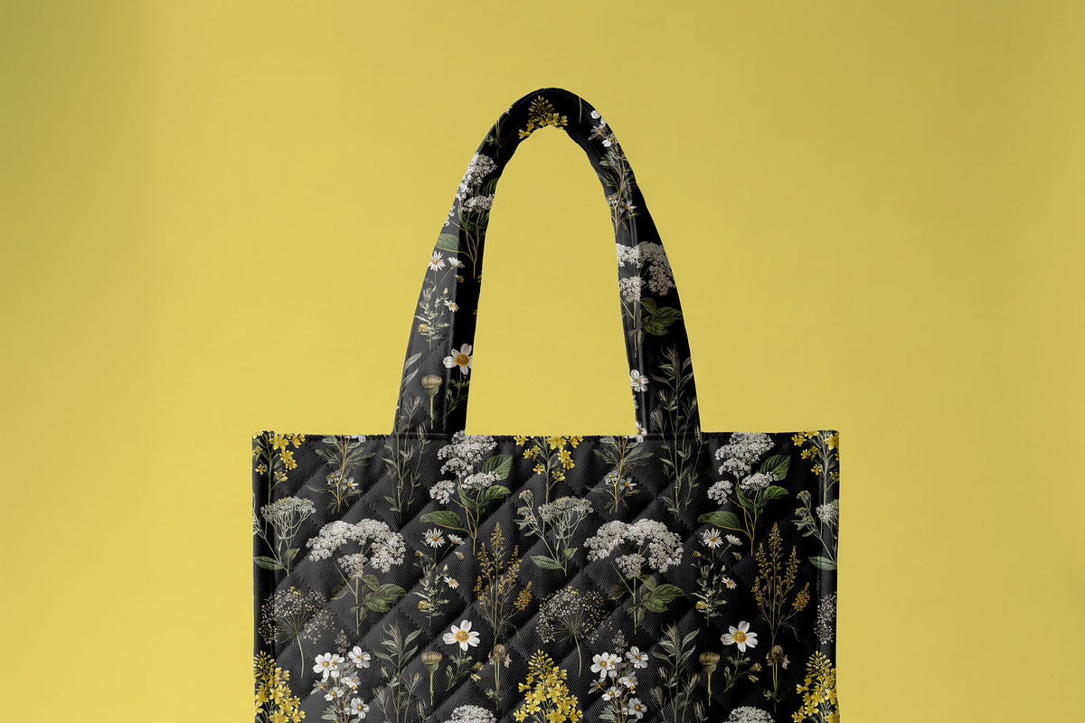 Quilted Tote Bag Mockup PSD, a Product Mockup by 1001 mockups (Photo 9 of 10)