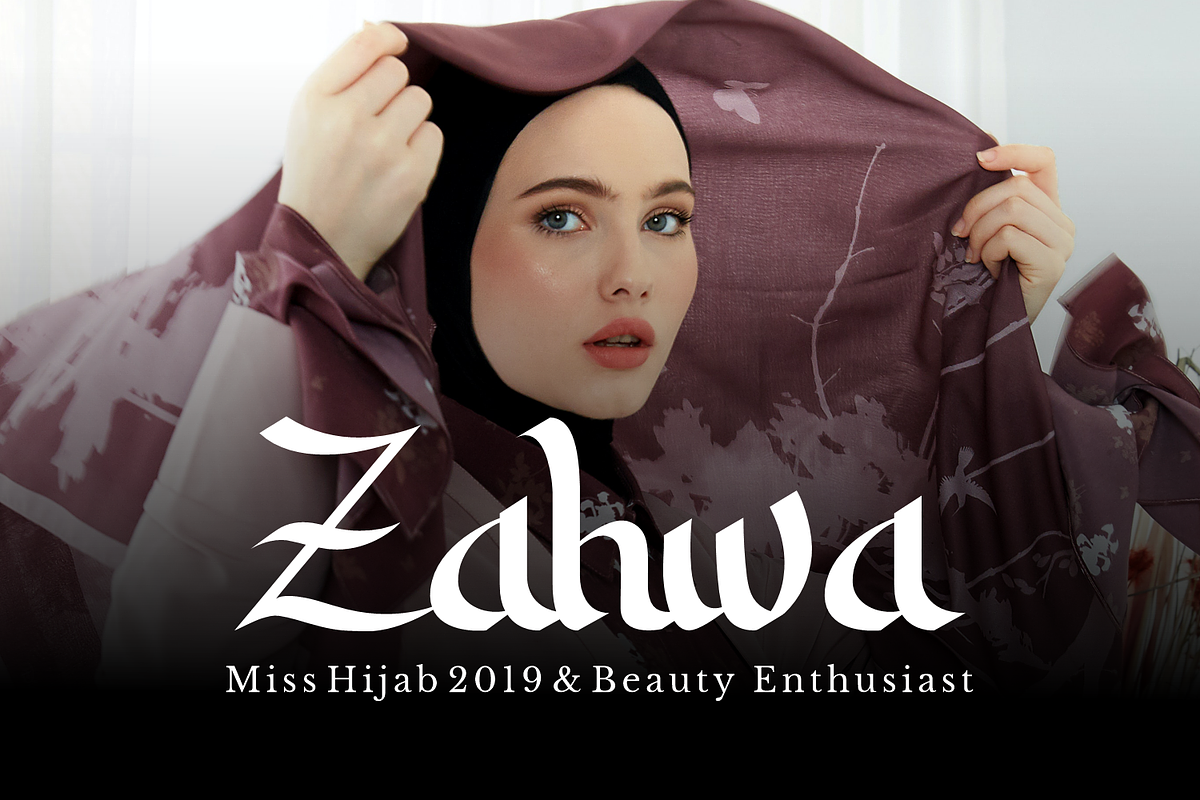 Sabana, an Arabic Style Font, a Script Font by Motokiwo (Photo 5 of 10)