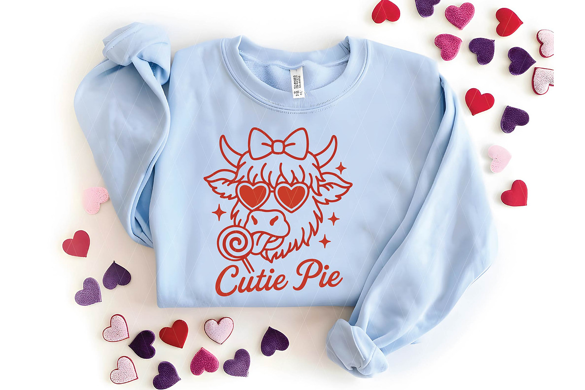 Valentine Highland Cow PNG, an Illustration by DreamPrint404 (Photo 5 of 8)