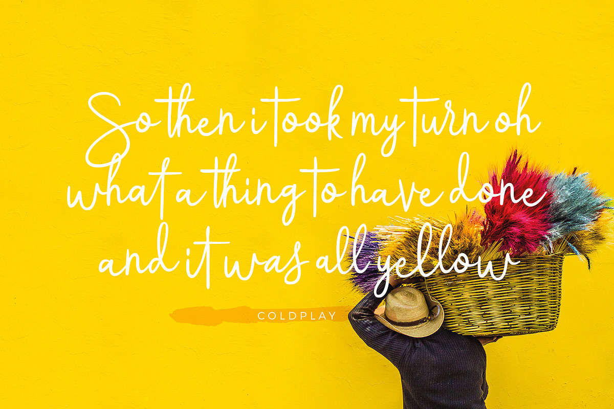 Scarlet Whaleys Font preview 8
