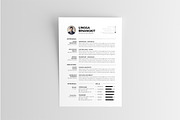 Elegant Resume, a Resume Template by binangkit (Thumbnail 2 of 4)