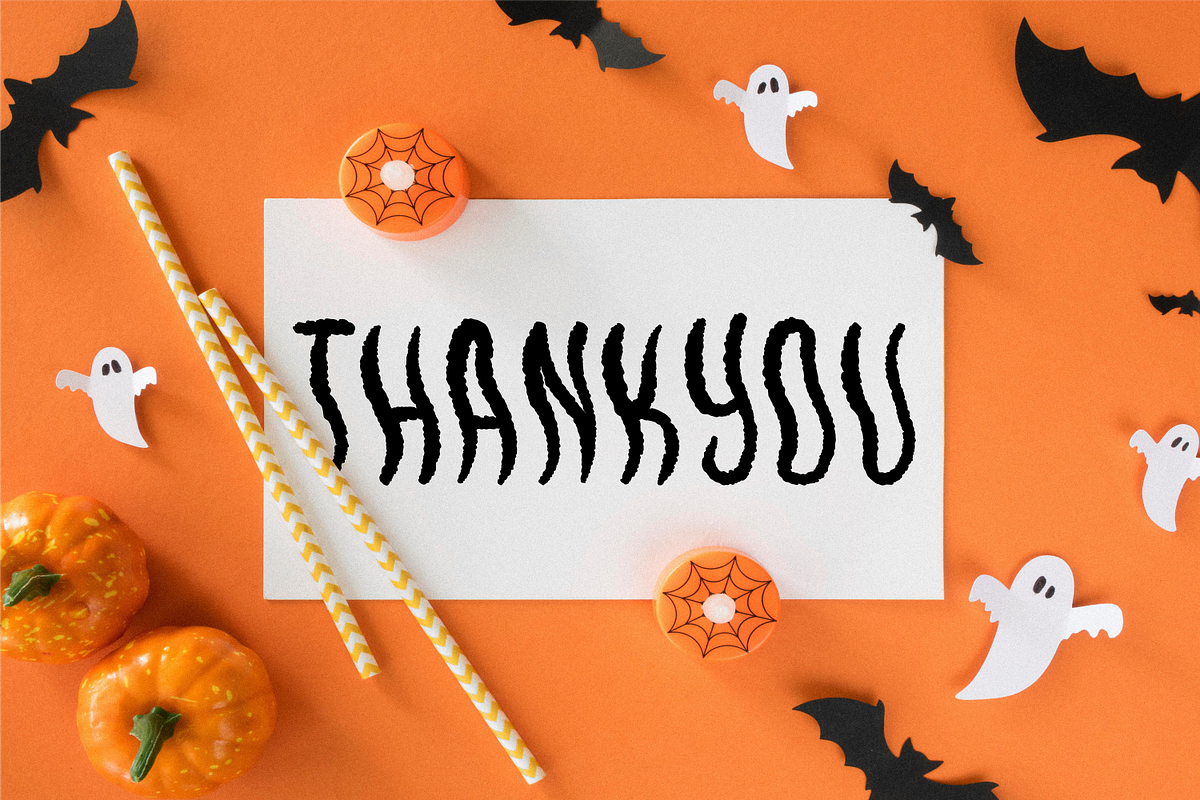 Waves Killer Halloween Pumpkin, a Font by Forberas Club (Photo 8 of 8)