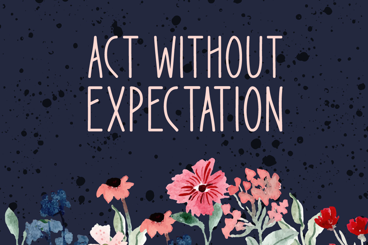Spread Beauty Typeface, a Script Font by Seemly Fonts (Photo 2 of 4)
